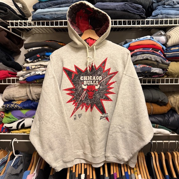 Zubaz Other - Vintage Chicago Bulls Zubaz Hoodie Mens Large Gray NBA Pullover Graphic Splatter